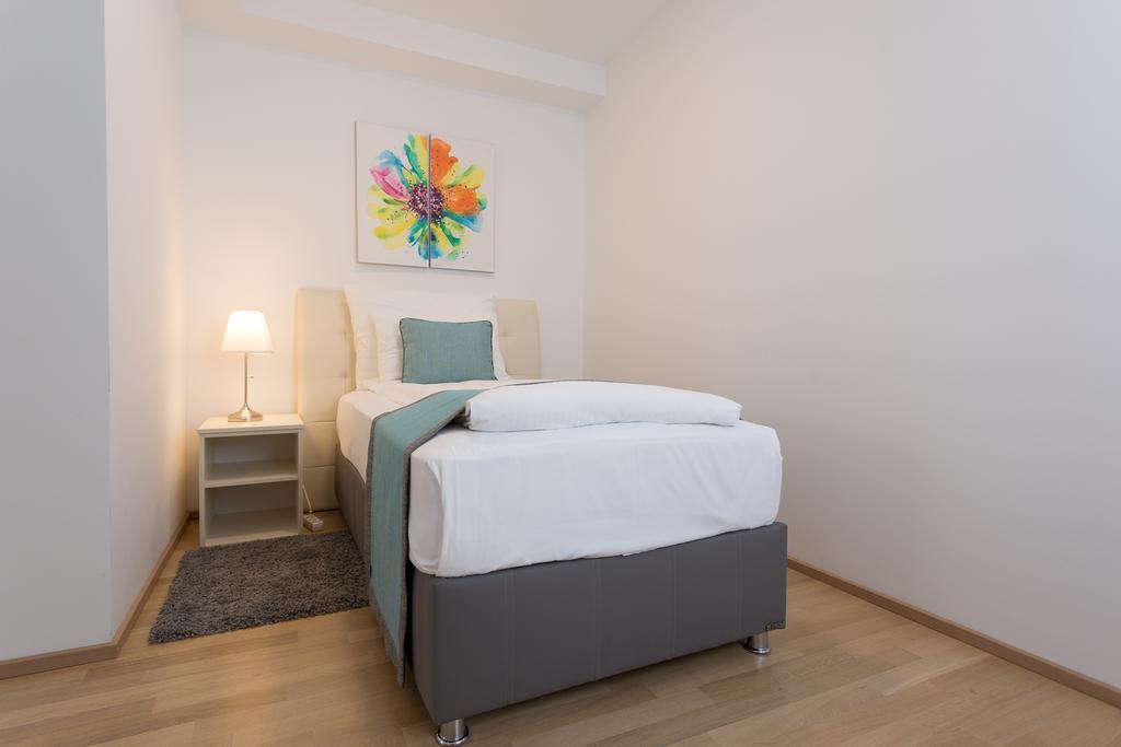 Mar - Center Vienne